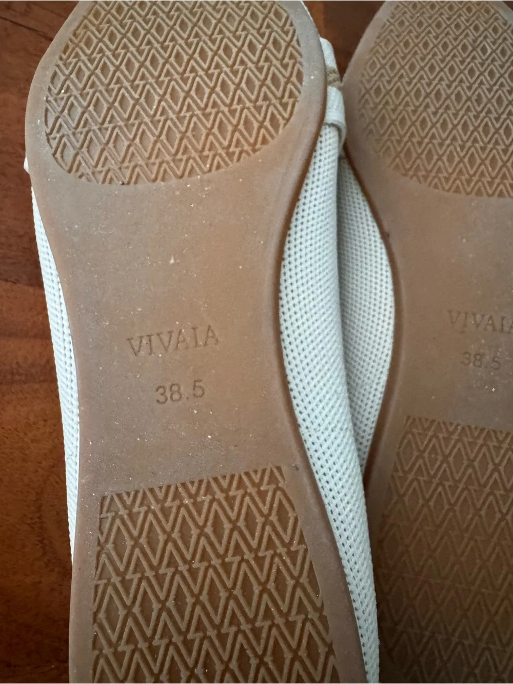 VIVAIA Pointed toe bow loafer Michelle 2.0 size 38.5 US7.5